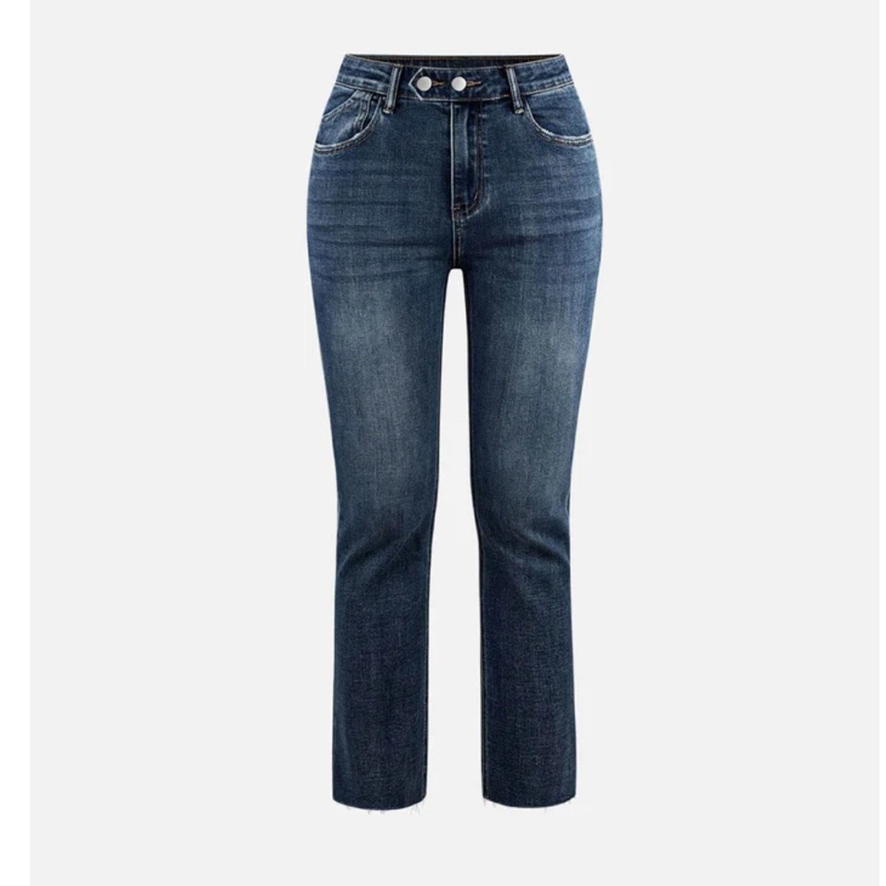 COPY - OGL cropped, double button jeans brand new with tags